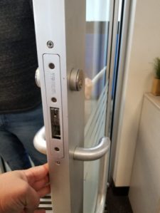 sentry-lock-glass-door-replacement-servi